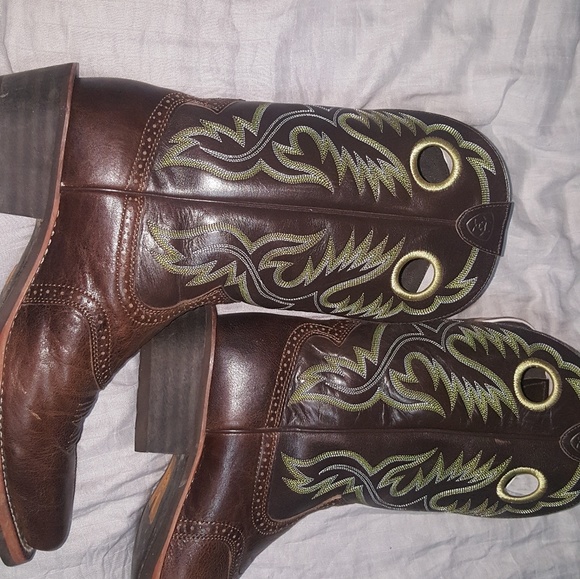Mens size 12 ariat boots - Picture 3 of 3